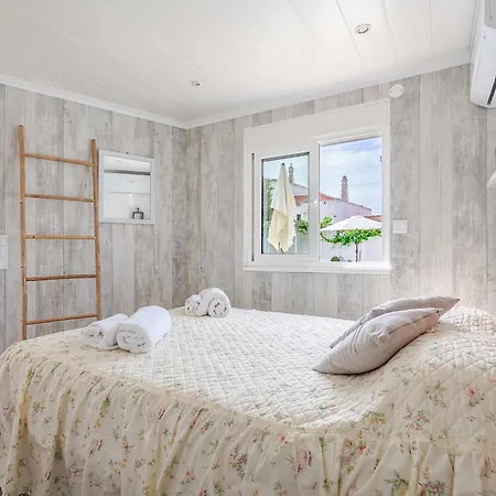 Maison Du Soleil By Seareen