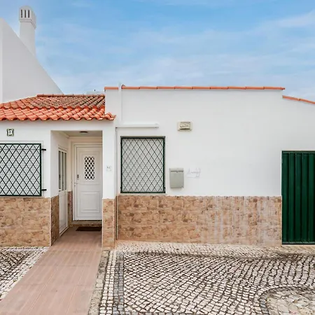 Maison Du Soleil By Seareen Villa