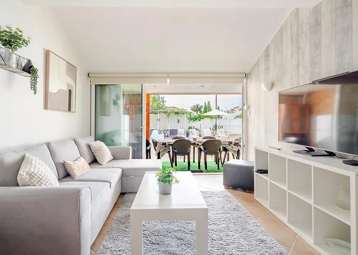 Maison Du Soleil By Seareen